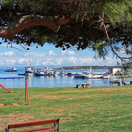 Lela Apartment Ližnjan