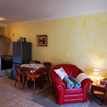 Apartman Lela *